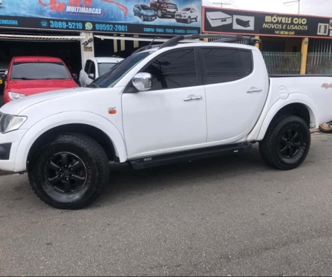 Mitsubishi L200 TRITON 3.5 HPE 4X4 CD V6 24V FLEX 4P AUTOMÁTICO