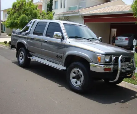 TOYOTA HILUX   SR5 CD 2.8 4X4 DIESEL  