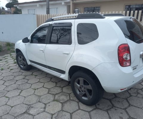 RENAULT DUSTER à venda.