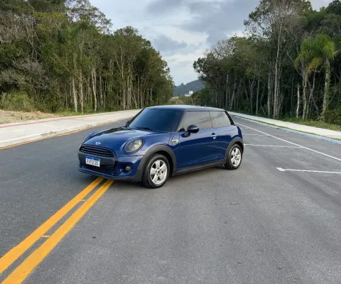 Mini Cooper One 1.2 Turbo 2015 revisado muito bem cuidado doc pago