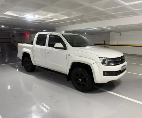 Amarok 4x4 automática boa de motor câmbio é suspensão, pneus novos