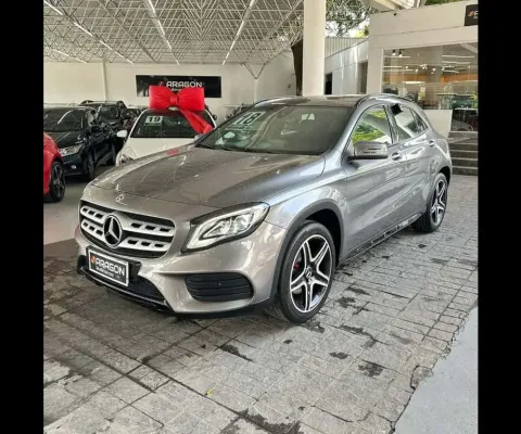 Mercedes Benz GLA 250 Sport 2.0 16v Turbo 211cv
