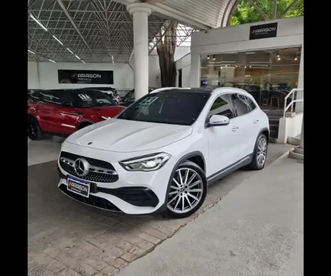 Mercedes Benz GLA-200 Gasolina Automático