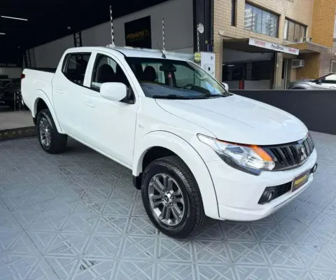 Mitsubishi L200 Triton Sport GLS 4X4 Diesel Aut - Branca - 2022/2023