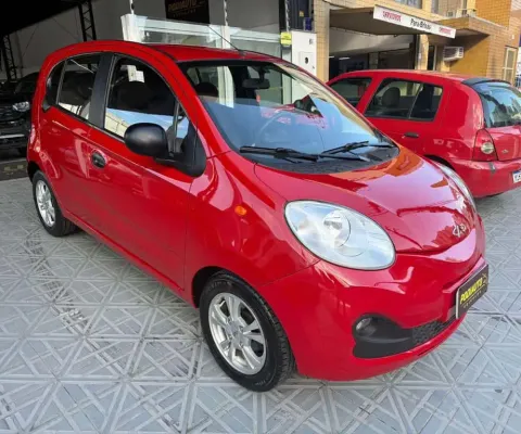 CAOA Chery QQ Look 1.0  Flex  - Vermelha - 2018/2018