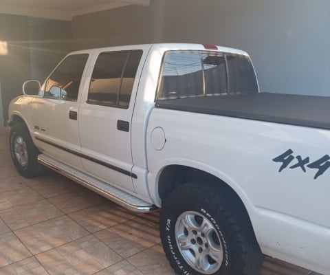 CHEVROLET S10 à venda.