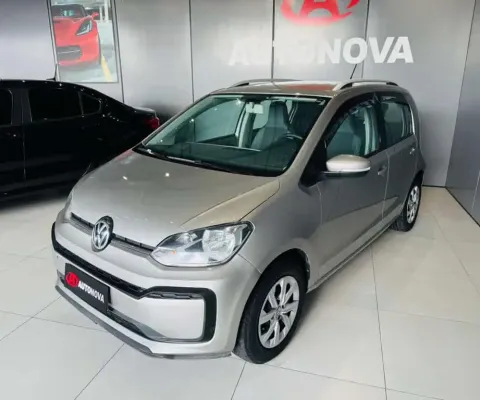 Volkswagen Up move 1.0 Total Flex 12V 5p  - Prata - 2014/2015