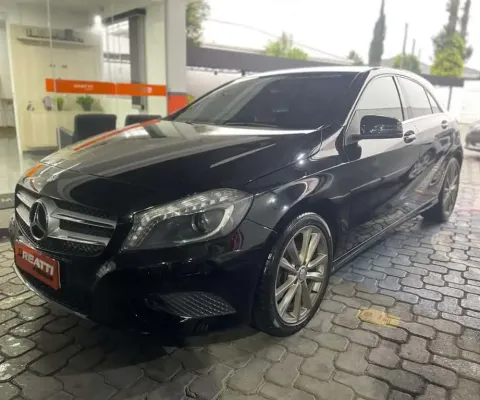 MERCEDES-BENZ A200 TURBO 2014