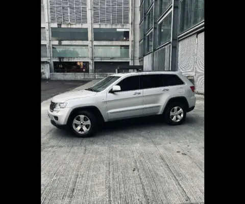 JEEP CHEROKEE 3.7 LIMITED 4X4 V6 12V GASOLINA 4P AUTOMÁTICO