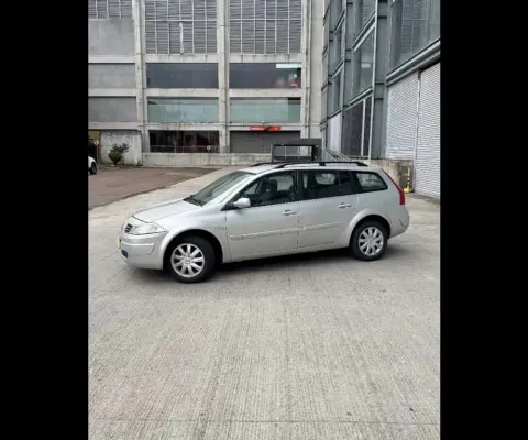 Renault MEGANE 1.6 DYNAMIQUE GRAND TOUR 16V FLEX 4P MANUAL