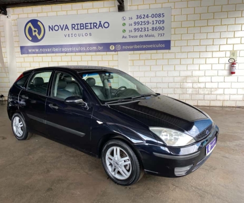 FORD FOCUS 2.0 GLX 16V GASOLINA 4P AUTOMÁTICO