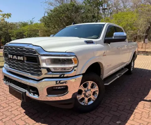 RAM 2500 6.7 I6 TURBO DIESEL LARAMIE CD 4X4 AUTOMÁTICO