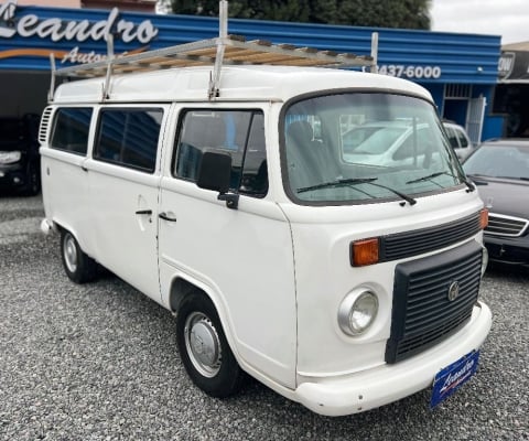 VOLKS KOMBI LOTÇÃO 1.4 MI