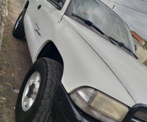 DODGE DAKOTA à venda.