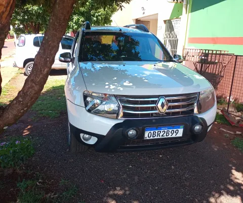 RENAULT DUSTER à venda.
