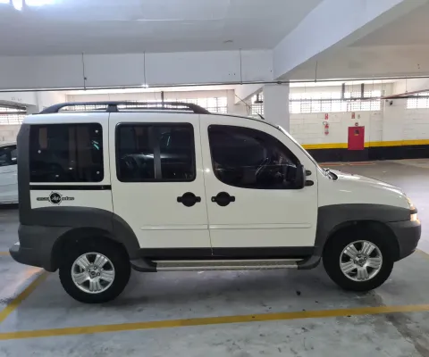 FIAT DOBLO à venda.