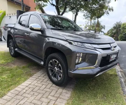 Mitsubishi L200 triton 2021 2.4 16v turbo diesel outdoor hpe-s cd 4x4 automático