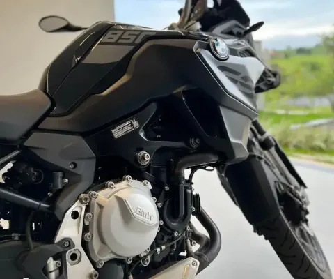BMW F à venda.