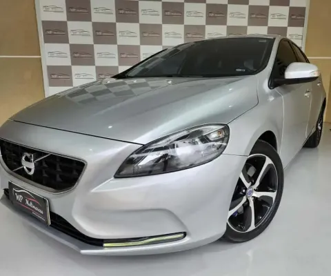 Volvo v40 t4 dynamic 2013