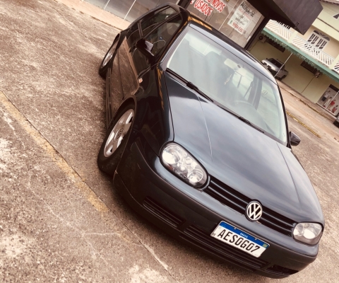 VOLKSWAGEN GOLF à venda.