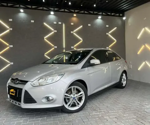 FORD FOCUS SE AT 2.0T 2014