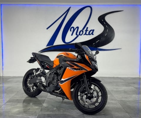 moto impecável, baixo km