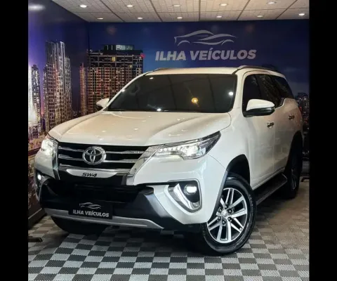 Toyota Hilux SW4 SRX 4x4 2.8 TDI 16V Dies. Aut. 2020 Diesel