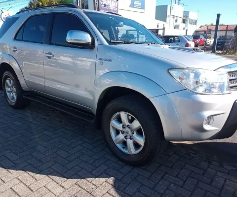 TOYOTA HILUX SW4 SRV D4-D 4X4 3.0  diesel