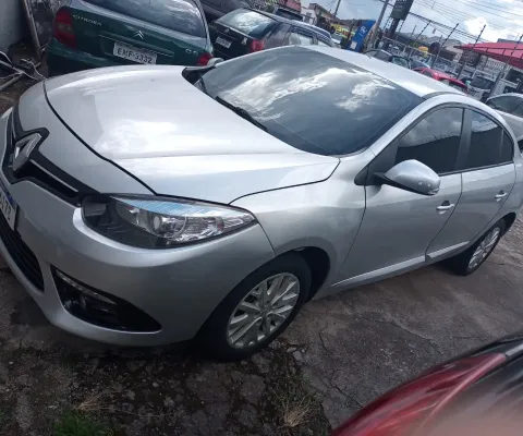 Renault fluence em excelente estado de conservação super completo 