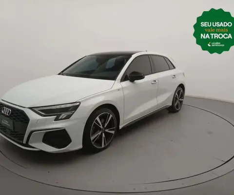 Audi A3 2024 2.0 40 tfsi mhev sportback performance black s-tronic