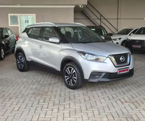 Nissan kicks s mt 2018