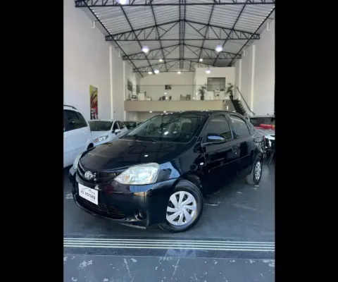 ETIOS X Sedan 1.5 Flex 16V 4p Mec.