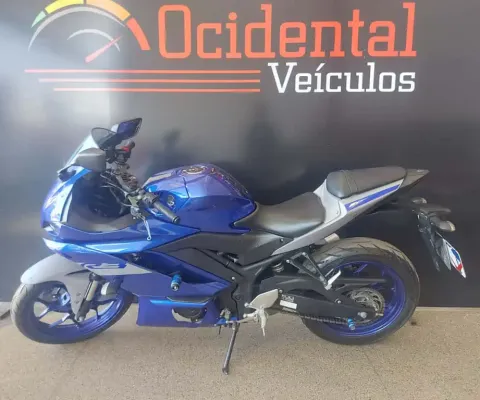 YAMAHA YZF R-3 321/ABS