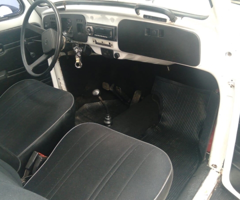 VOLKSWAGEN FUSCA à venda.