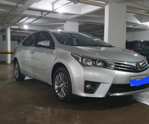TOYOTA COROLLA à venda.