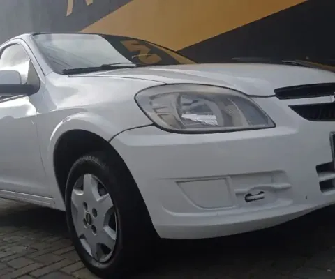 CELTA LT 1.0  (ENTRADA + 48 X R$899,00 ) Mais informaçoes pelo watts. 