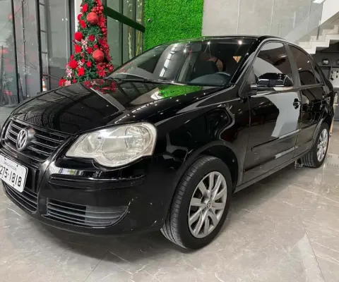 Volkswagen polo sedan 1.6 2012