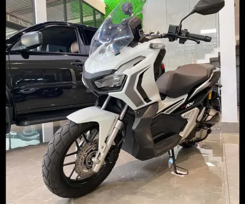 Honda adv 150 2022