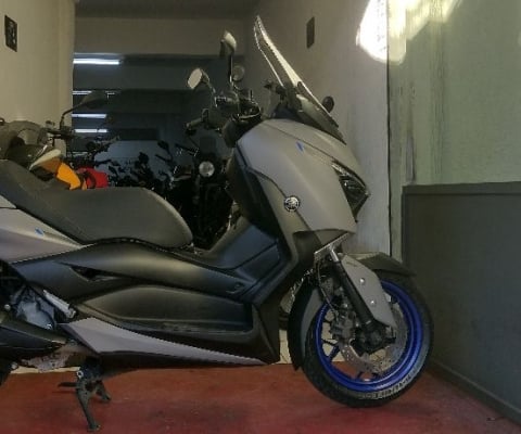 YAMAHA XMAX 250 ABS IMPECAVEL COM APENAS 20.000KM