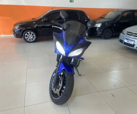 Yamaha Fazer FZ6 SHG Gasolina 2008 - Potência, estilo e emoção sobre duas rodas!