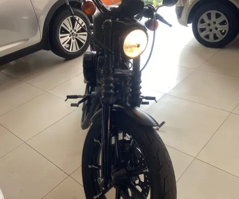 Harley Davidson XL 883N Iron – 2017 – Estilo, potência e liberdade!