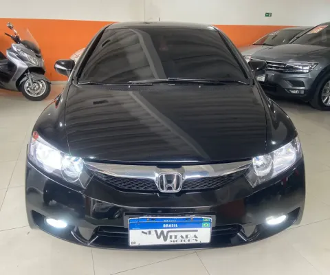 Honda Civic LXS 1.8 – 2009 – Conforto, estilo e confiabilidade Honda!
