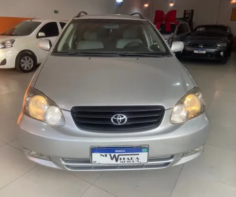 Toyota Corolla Fielder 1.8 – 2005 – Espaço, conforto e confiabilidade Toyota!