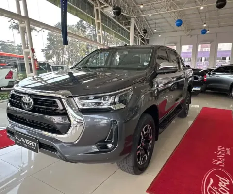 TOYOTA HILUX CD SRX 4x4 2.8 TDI 16V Diesel Aut.