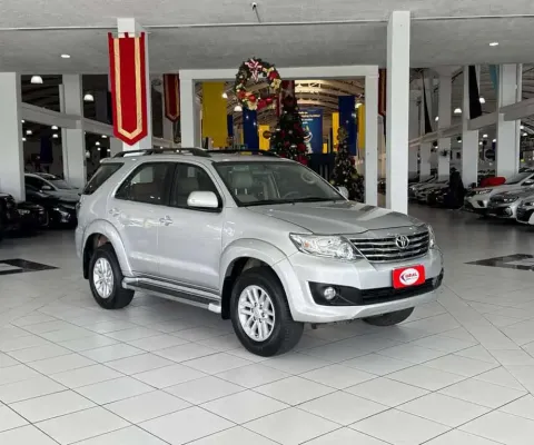 Toyota hilux sw4 4x2sr 2013