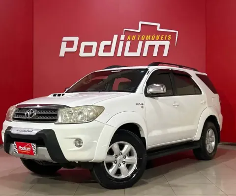 TOYOTA HILUX SW4 SW4 SRV D4-D 4x4 3.0 TDI Dies. Aut