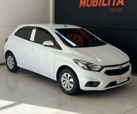 Chevrolet Onix HATCH LT 1.0 8V FlexPower 5p Mec.  - Branca - 2017/2018