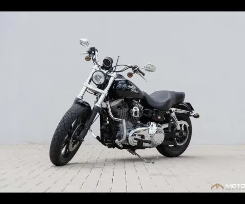 HARLEY-DAVIDSON DYNA GLIDE SUPER GLIDE FXD 2010