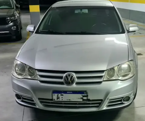 VOLKSWAGEN GOLF à venda.
