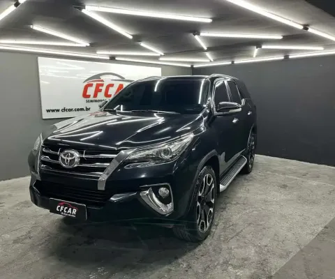 TOYOTA HILUX SW4 2.8 SRX DIAMOND 4X4 TURBO